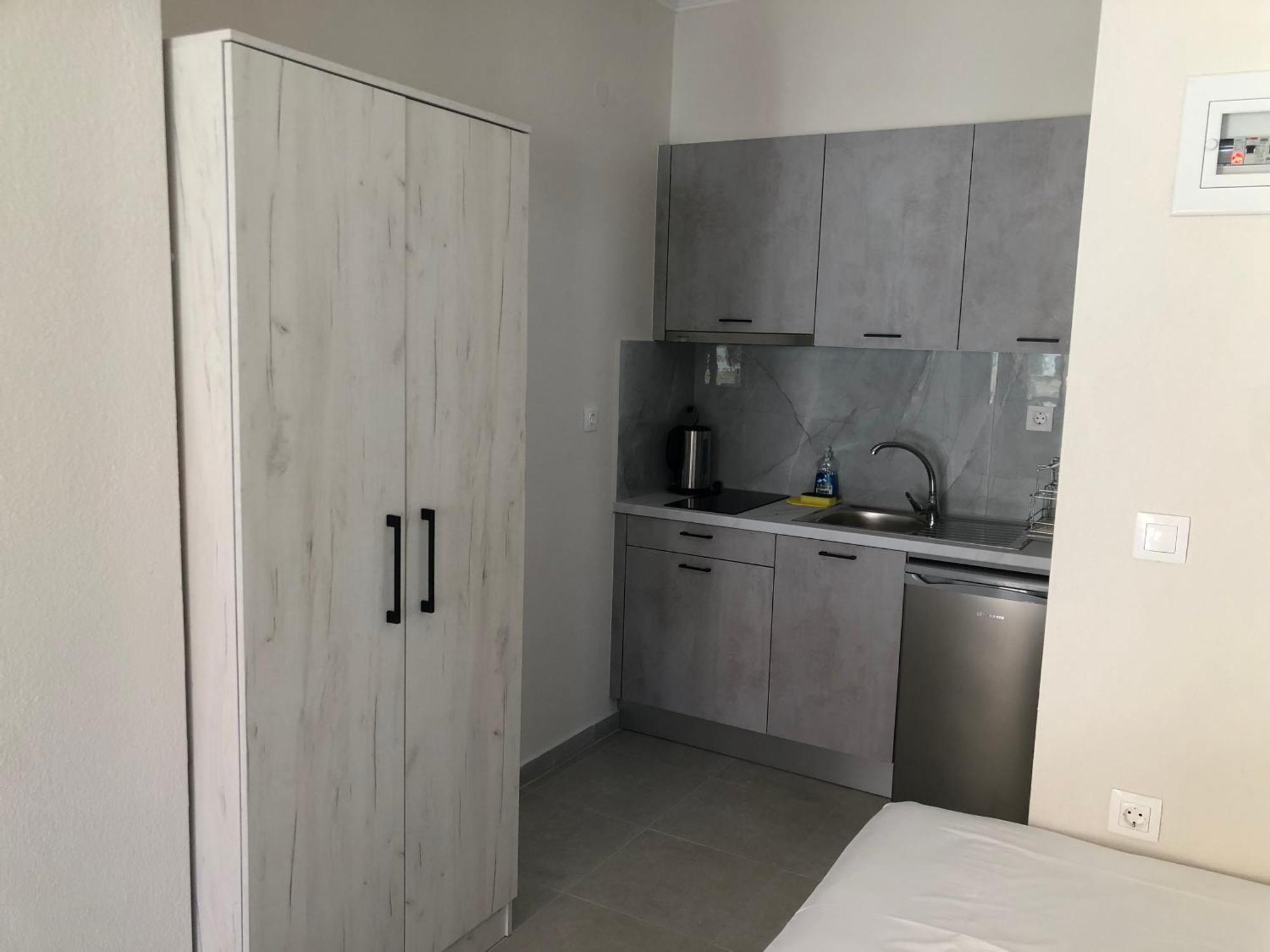 Daniela Apartments Nea Roda Exterior photo