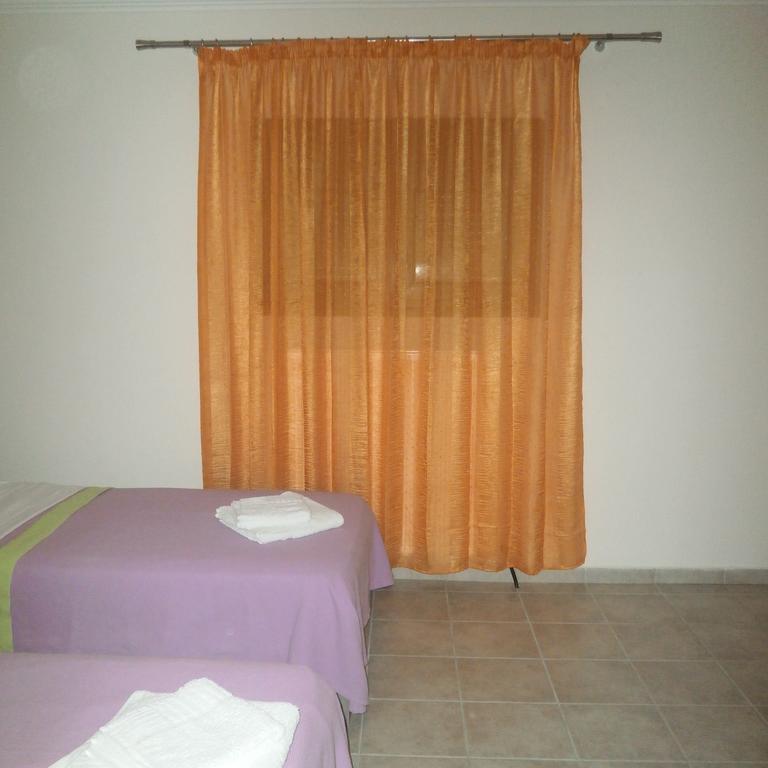 Daniela Apartments Nea Roda Exterior photo