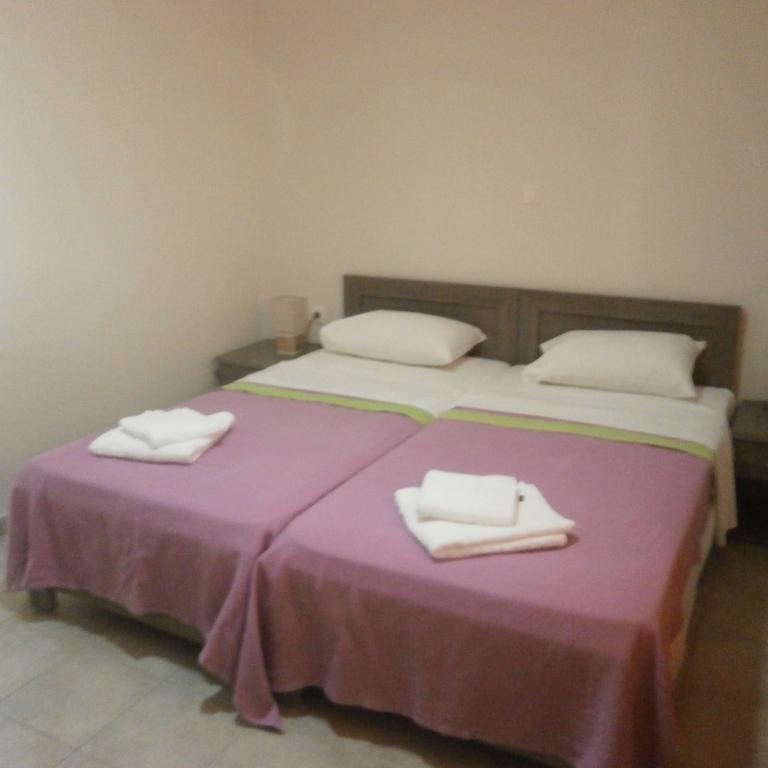 Daniela Apartments Nea Roda Exterior photo